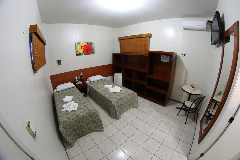 Poyares Hotel 3*